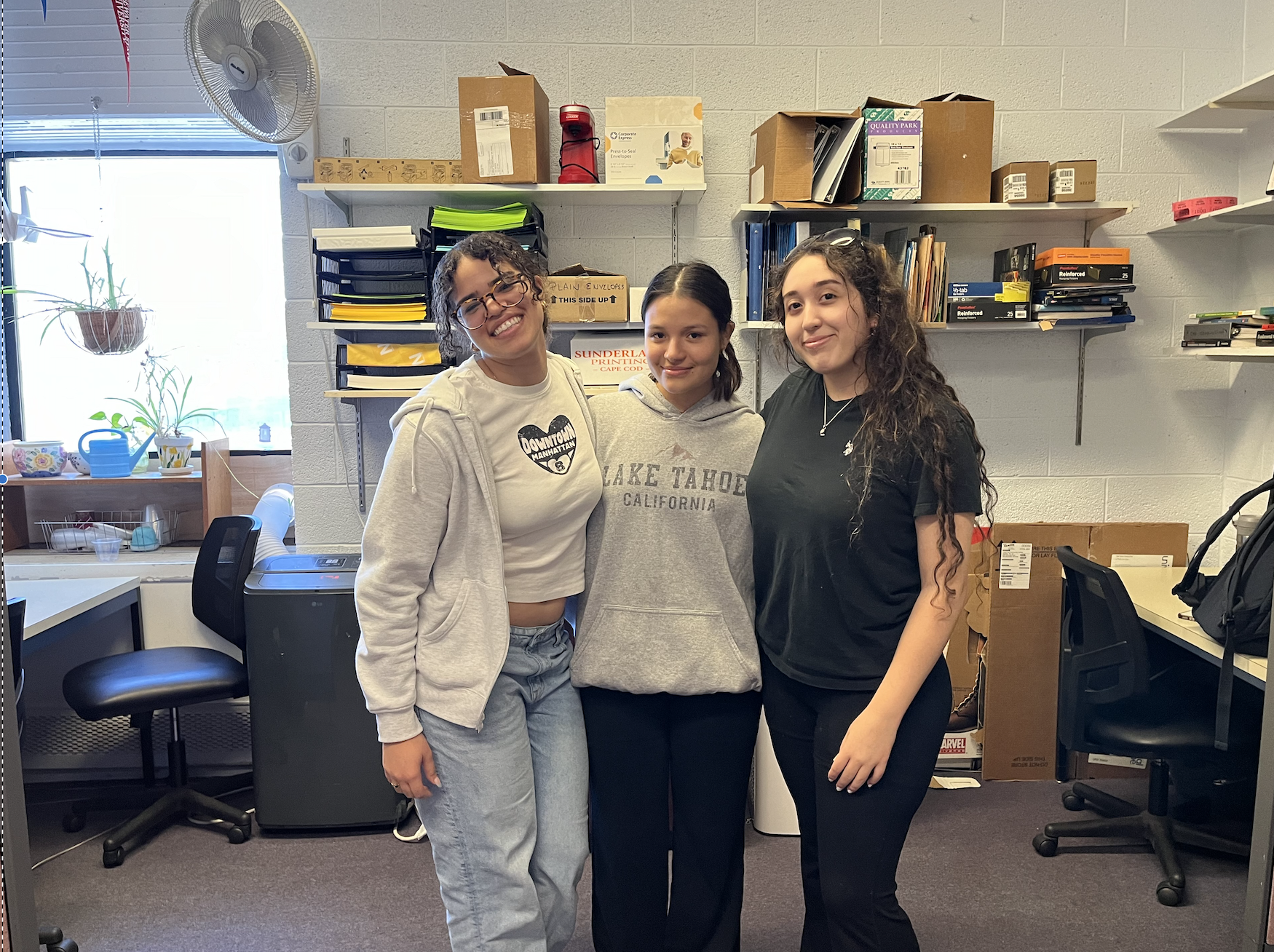 Advantage Peer Mentors from left to right Giana Sosa, Jess Maldonado, Anna Victoria Tillio Da Silva. (Tribekah Jordan)